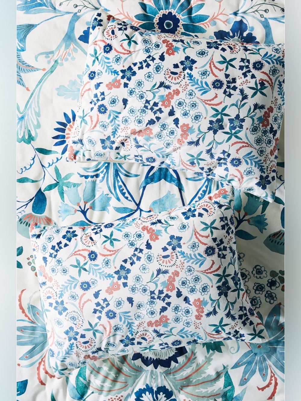 Anthropologie ‘Velvet Hollyhock’ Standard Shams x2 NWT